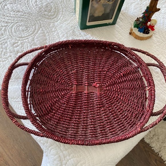 Christmas Ornaments Bisque Angel Baby & Carved Wood & Serving Display - Picture 9 of 9